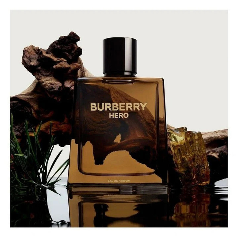Burberry Hero Eau De 100Ml Edp - Image 4